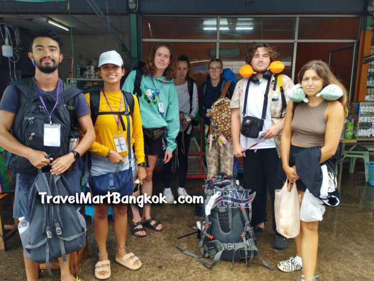 Bus to Cambodia-25-4-2023