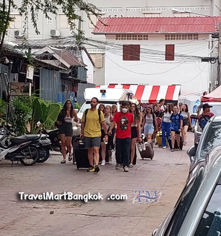 Bus to Cambodia-27-7-2023